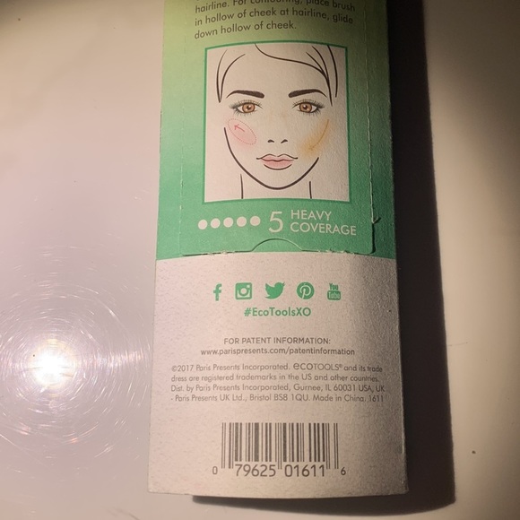 ππ± EcoTools Complexion Foundation Makeup Brush: Your Face's New BFF! π±π - Picture 7 of 7